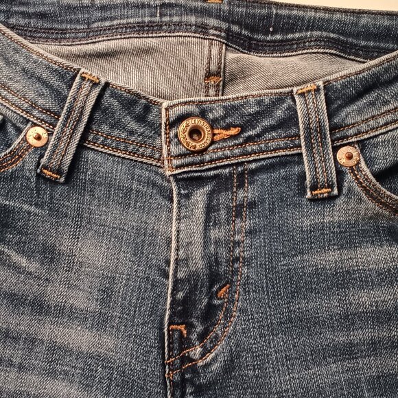 Levi's Jeans Size 6 Low Rise Boot Cut Medium Wash - Picture 4 of 9